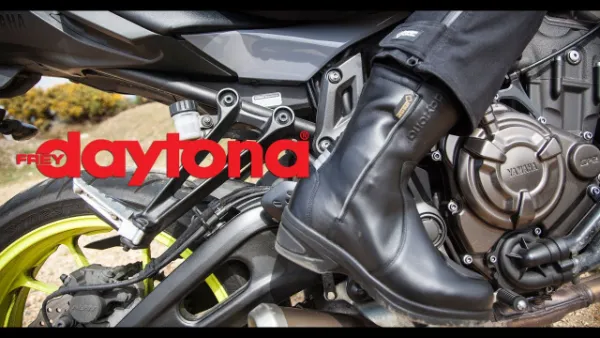 Video Ghete Moto din Piele Naturală & Textil DAYTONA AC4 WD · Negru 