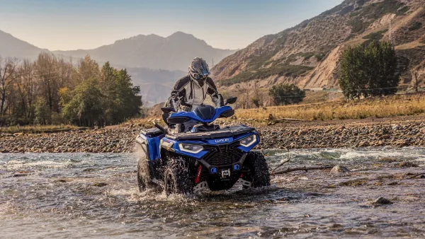 Video ATV LONCIN XWOLF 700L, 686cc, 47,6 CP, 35kW, 2WD/4WD, T3b · Negru 