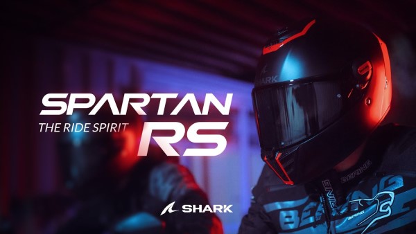 Video Cască Moto Integrală SHARK SPARTAN RS CARBON SKIN 2023 · Negru / Gri 