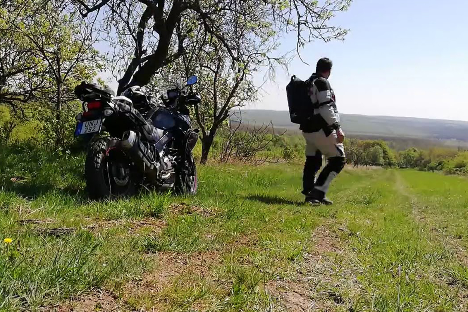 VIDEO Echipamente Moto Sixgear
