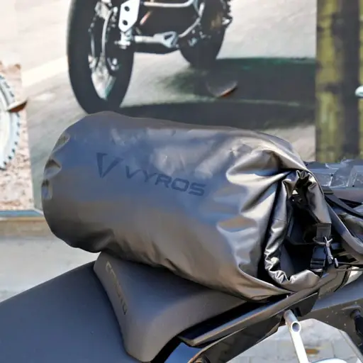Geantă Moto de Bagaje VYROS DRYBAG 30L · Negru