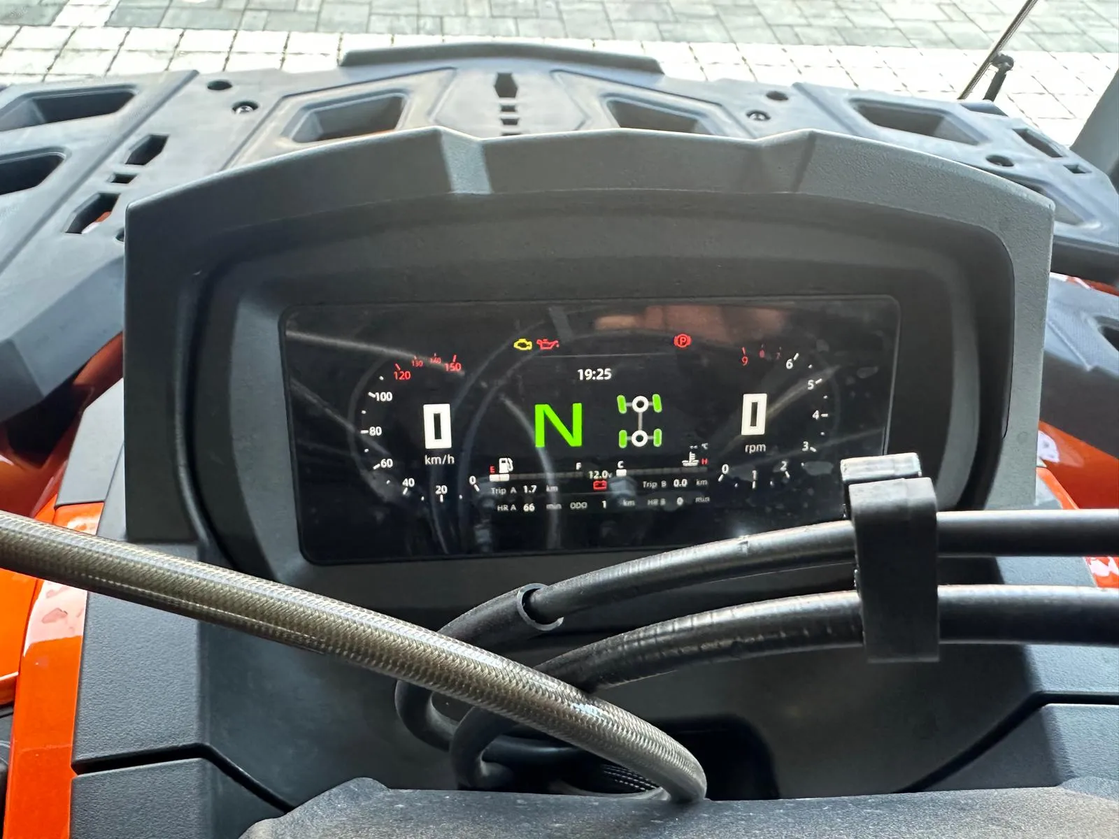 ATV-uri în showroomul BBMoto ATV Otopeni