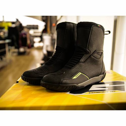 Ghete Moto din Textil GAERNE G. ESCAPE Gore-Tex · Negru 