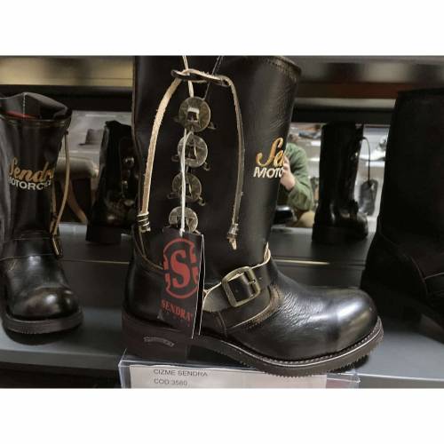 Cizme Moto Chopper din Piele Naturală SENDRA BOOTS 3580 Huricane Manila  · Negru 