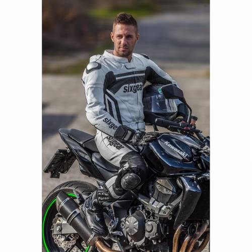 Combinezon Moto din Piele & Textil SIXGEAR EVO · Negru / Roșu / Alb 